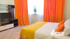 1-к квартира, посуточно, 38м2, 1/1 этаж