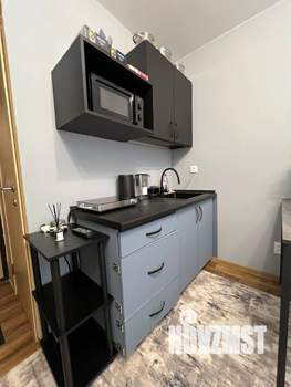 Студия квартира, посуточно, 17м2, 1/5 этаж
