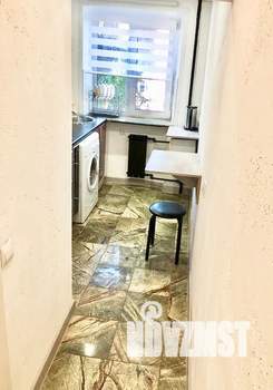 2-к квартира, посуточно, 37м2, 2/5 этаж