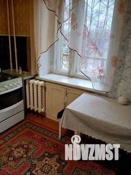 1-к квартира, посуточно, 35м2, 1/9 этаж