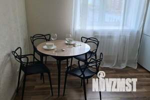 1-к квартира, посуточно, 42м2, 5/9 этаж