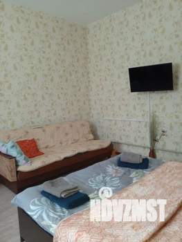 1-к квартира, посуточно, 38м2, 1/2 этаж
