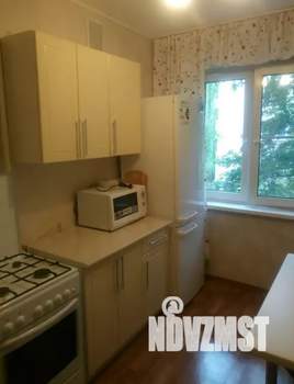 2-к квартира, посуточно, 42м2, 4/9 этаж
