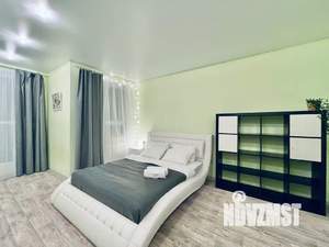 Студия квартира, посуточно, 33м2, 16/25 этаж