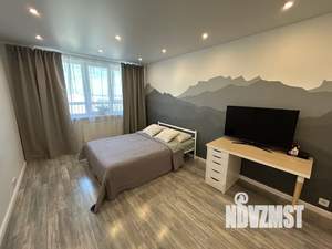1-к квартира, посуточно, 40м2, 18/18 этаж