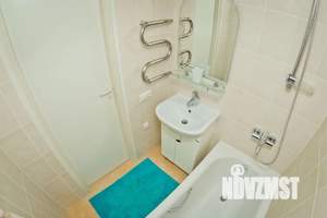 1-к квартира, посуточно, 43м2, 6/9 этаж