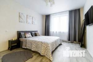 1-к квартира, посуточно, 38м2, 4/10 этаж