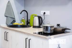 Студия квартира, посуточно, 14м2, 2/5 этаж