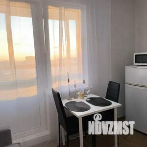 1-к квартира, посуточно, 42м2, 11/17 этаж