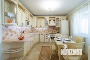 2-к квартира, посуточно, 84м2, 7/17 этаж