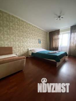 1-к квартира, посуточно, 42м2, 5/10 этаж