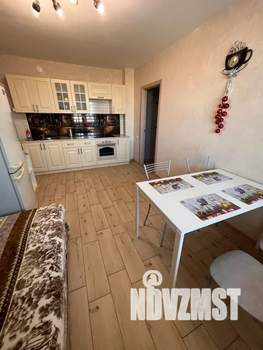 2-к квартира, посуточно, 52м2, 16/19 этаж