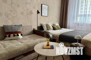 1-к квартира, посуточно, 37м2, 10/25 этаж