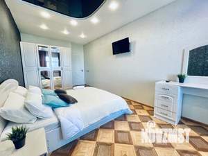 3-к квартира, посуточно, 110м2, 10/10 этаж