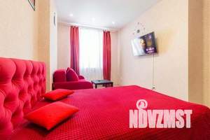 1-к квартира, посуточно, 44м2, 8/12 этаж