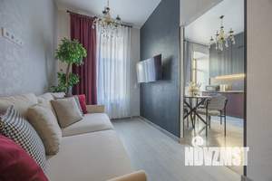 Студия квартира, посуточно, 38м2, 1/4 этаж