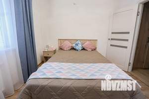 1-к квартира, посуточно, 41м2, 7/10 этаж