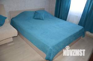 1-к квартира, посуточно, 40м2, 14/22 этаж