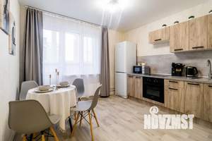 1-к квартира, посуточно, 38м2, 4/10 этаж