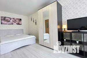 1-к квартира, посуточно, 40м2, 2/10 этаж