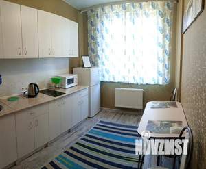 1-к квартира, посуточно, 42м2, 2/23 этаж