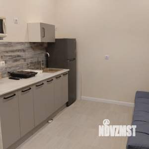 Студия квартира, посуточно, 30м2, 1/11 этаж