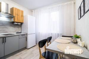 1-к квартира, посуточно, 35м2, 1/1 этаж