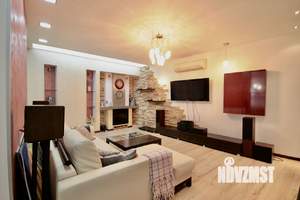 4-к квартира, на длительный срок, 160м2, 4/9 этаж