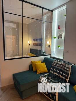 Студия квартира, посуточно, 37м2, 2/25 этаж