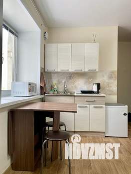 Студия квартира, посуточно, 17м2, 1/6 этаж