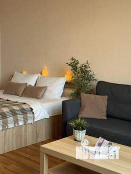 1-к квартира, посуточно, 55м2, 1/1 этаж