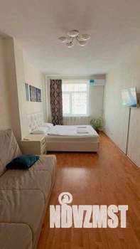 1-к квартира, посуточно, 56м2, 1/1 этаж