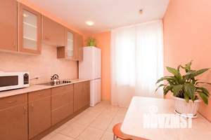 1-к квартира, посуточно, 50м2, 3/18 этаж