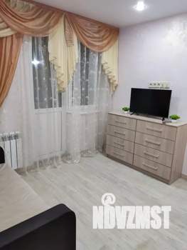 1-к квартира, посуточно, 33м2, 3/10 этаж
