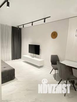 1-к квартира, посуточно, 41м2, 1/18 этаж