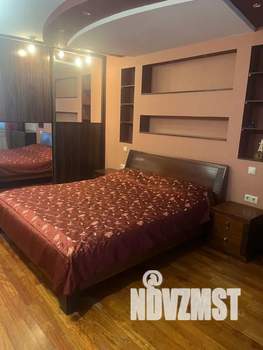 1-к квартира, посуточно, 62м2, 6/10 этаж