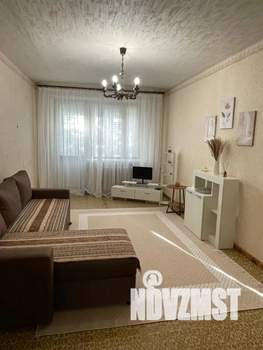 2-к квартира, посуточно, 56м2, 5/5 этаж