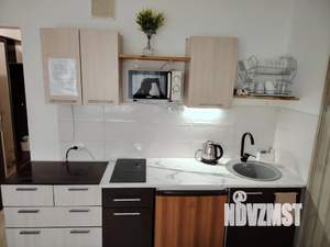 Студия квартира, посуточно, 20м2, 1/3 этаж