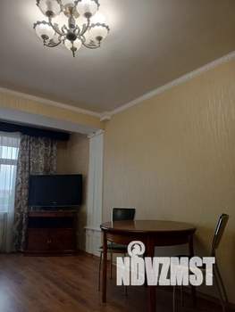 1-к квартира, посуточно, 57м2, 2/9 этаж