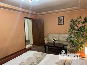 1-к квартира, посуточно, 38м2, 6/9 этаж