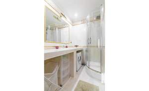 2-к квартира, посуточно, 65м2, 1/1 этаж