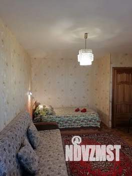 1-к квартира, посуточно, 30м2, 3/6 этаж