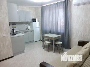 1-к квартира, посуточно, 40м2, 23/25 этаж