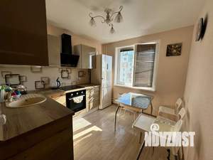 1-к квартира, посуточно, 40м2, 8/10 этаж