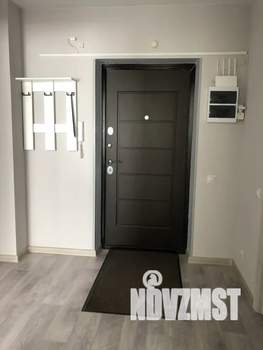 1-к квартира, посуточно, 42м2, 1/25 этаж