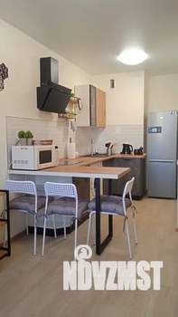 1-к квартира, посуточно, 34м2, 7/10 этаж