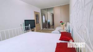1-к квартира, посуточно, 37м2, 5/10 этаж