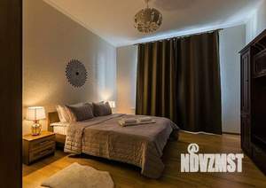 2-к квартира, посуточно, 77м2, 1/1 этаж