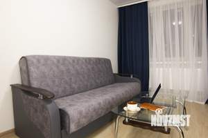 1-к квартира, посуточно, 37м2, 1/1 этаж