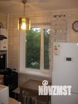 2-к квартира, посуточно, 45м2, 3/5 этаж